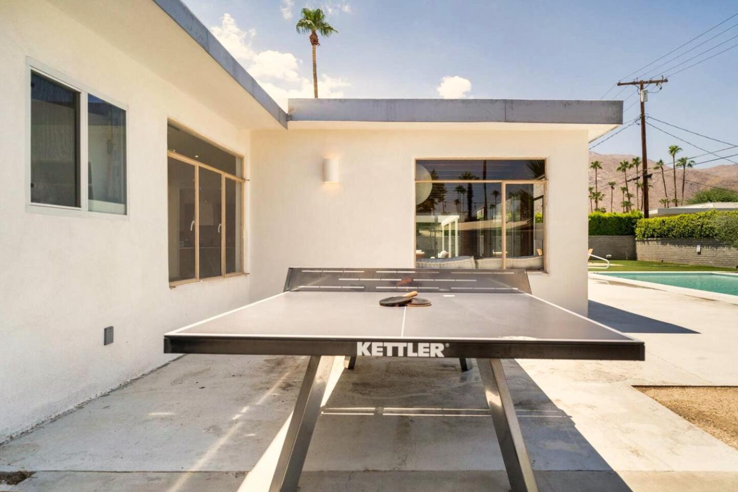 The Pom Pom House - In The Heart Of * Palm Springs